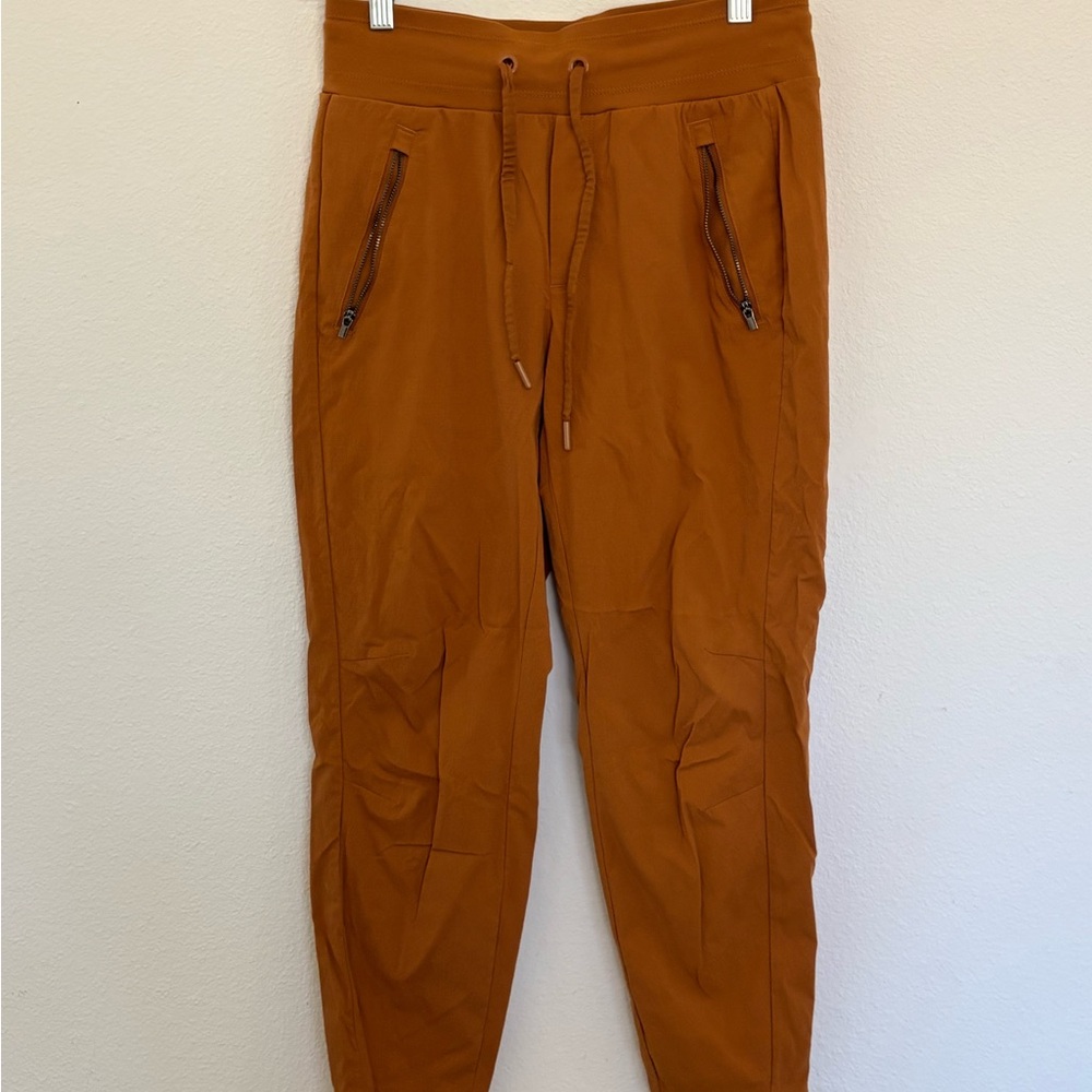 Athleta womens Rust Jogger Pants